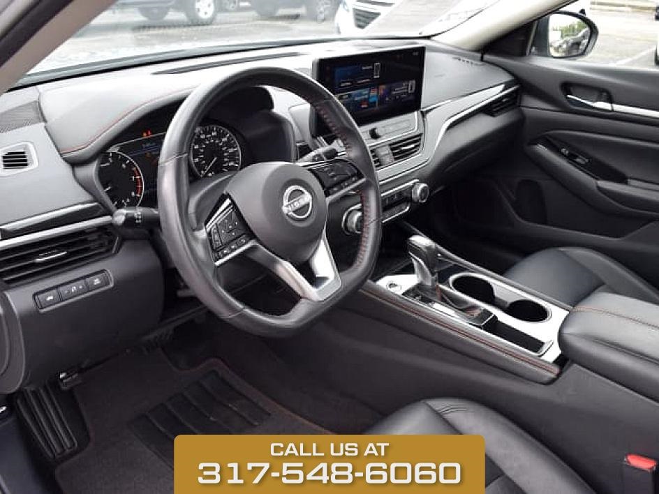 2024 Brilliant Silver Metallic Nissan Altima 2.5 SR FWD Sedan