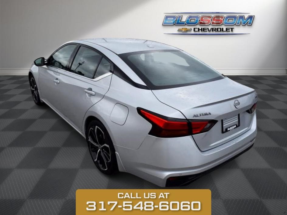 2024 Brilliant Silver Metallic Nissan Altima 2.5 SR FWD Sedan