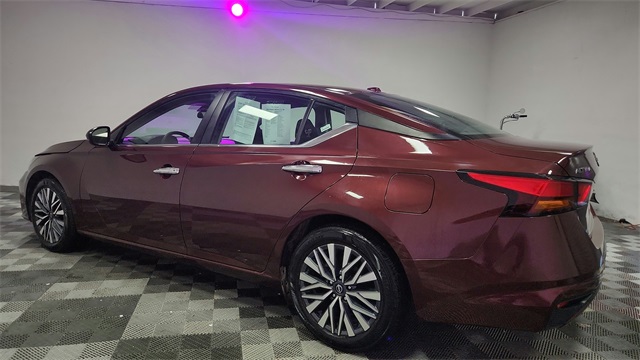 2024 Nissan Altima 2.5 SV FWD