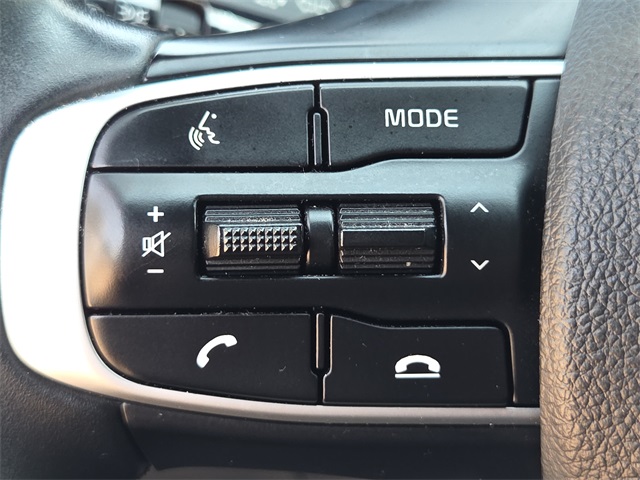 2022 Kia K5 GT-Line photo 20