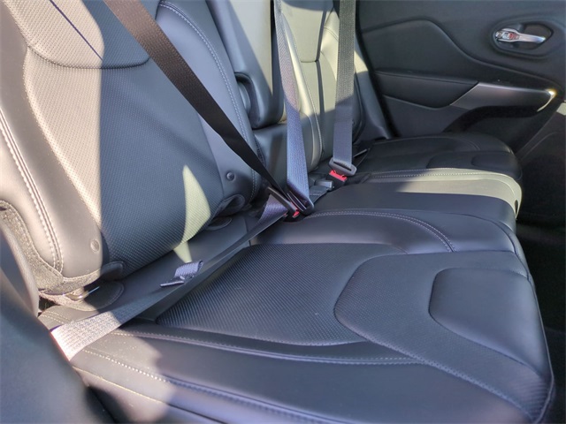 used 2019 Jeep Cherokee car, priced at $18,911