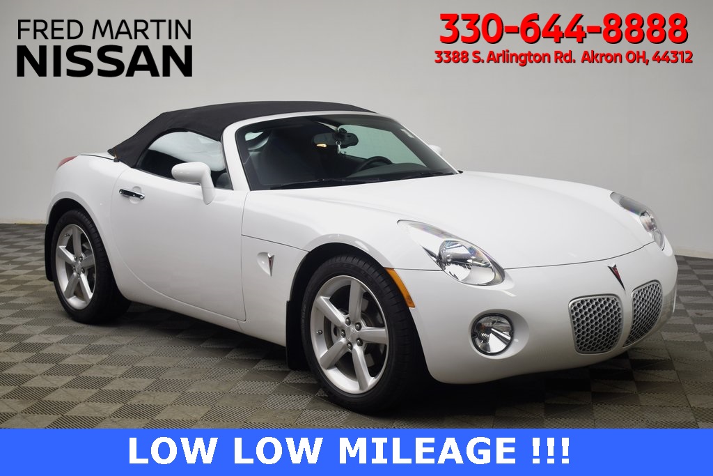 used 2009 Pontiac Solstice car, priced at $13,290