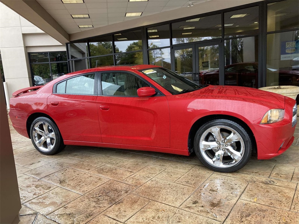 Used 2011 Dodge Charger SE with VIN 2B3CL3CG8BH558712 for sale in Milledgeville, GA