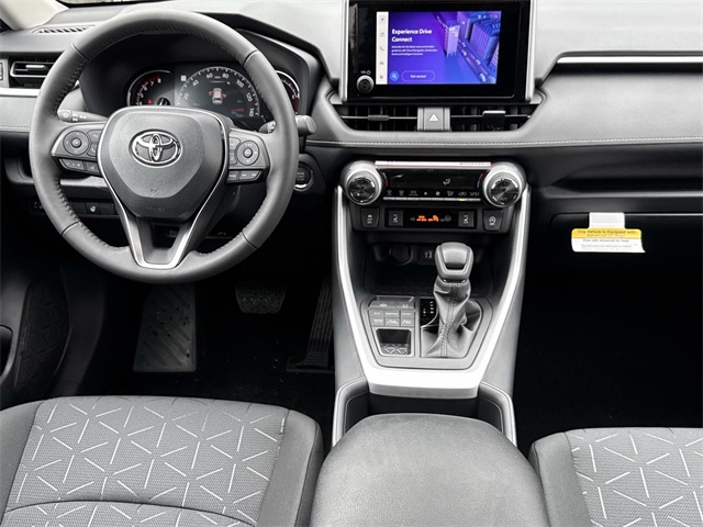 2025 Toyota RAV4 XLE photo 15