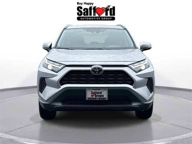 2025 Toyota RAV4 XLE photo 6