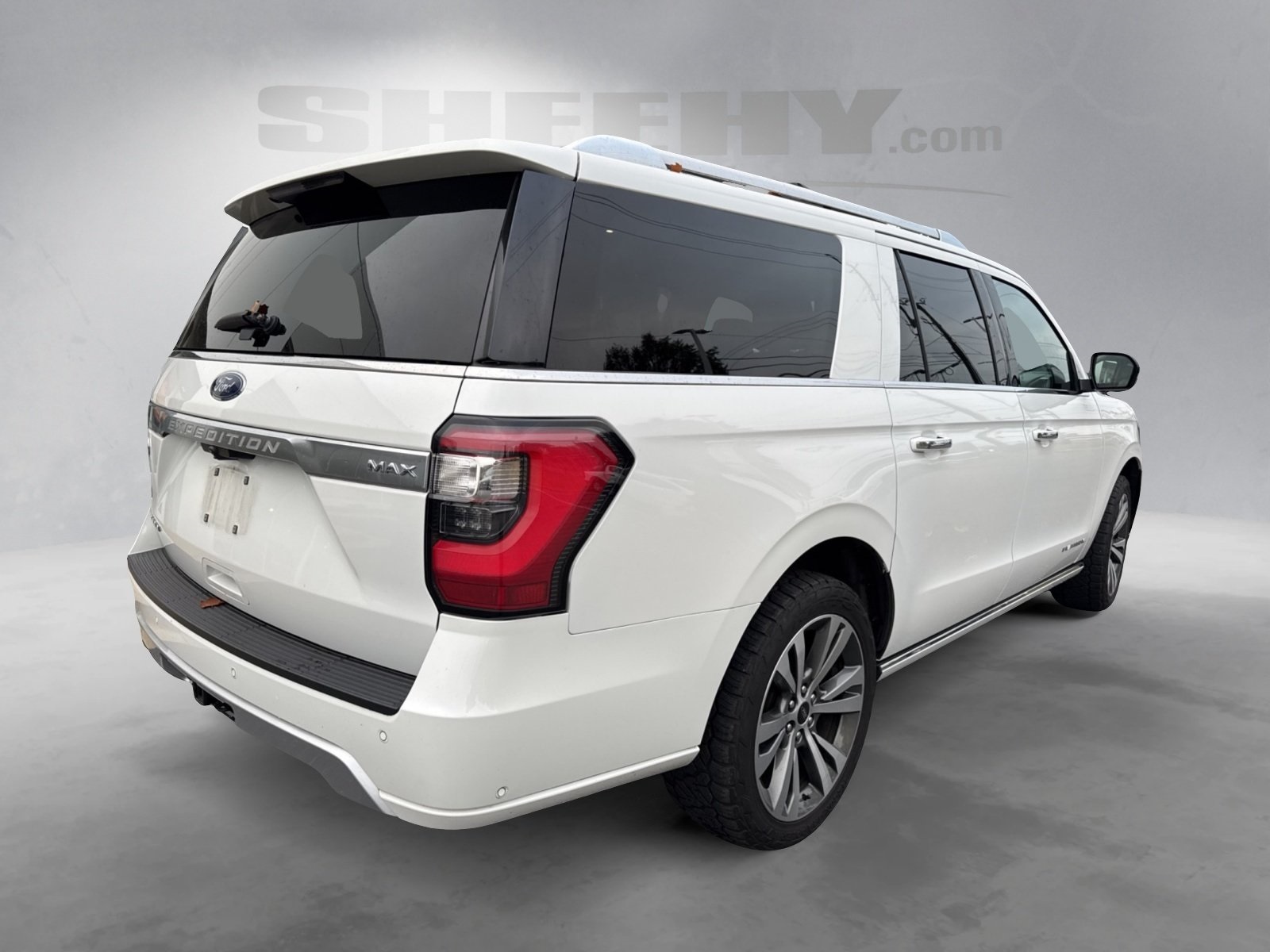 2020 Ford Expedition MAX Platinum photo 2
