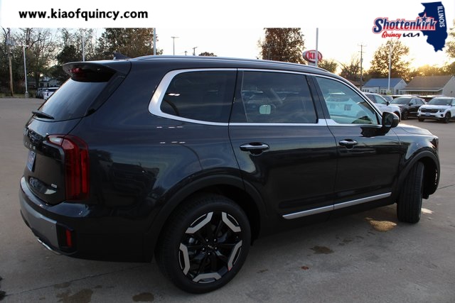 2025 Kia Telluride S photo 2