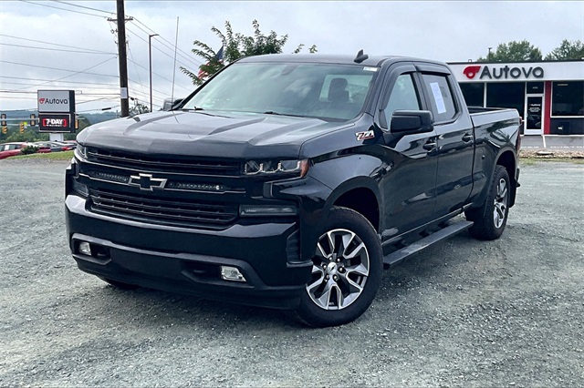2020 Black Chevrolet Silverado 1500 RST 4X4 Truck
