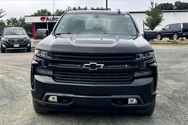 2020 Black Chevrolet Silverado 1500 RST 4X4 Truck