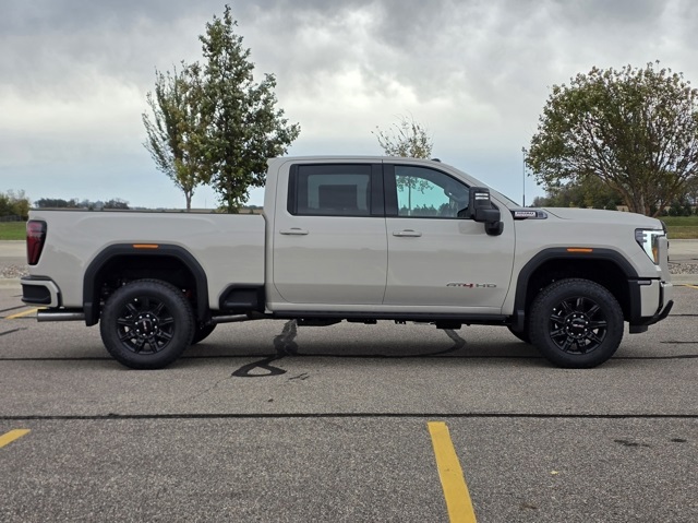 2026 GMC Sierra 3500HD AT4