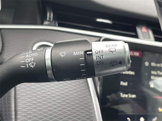 used 2020 Land Rover Range Rover Evoque car, priced at $21,434