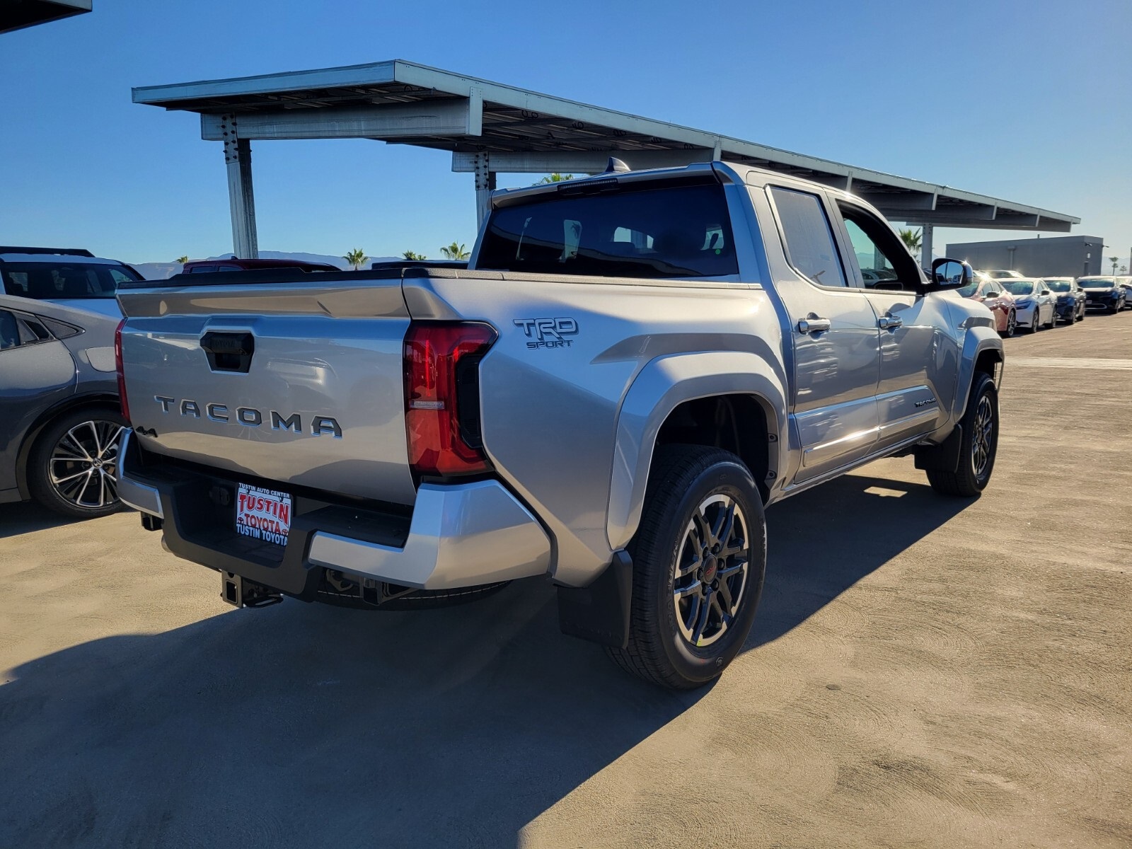 2025 Toyota Tacoma TRD Sport Double Cab photo 3