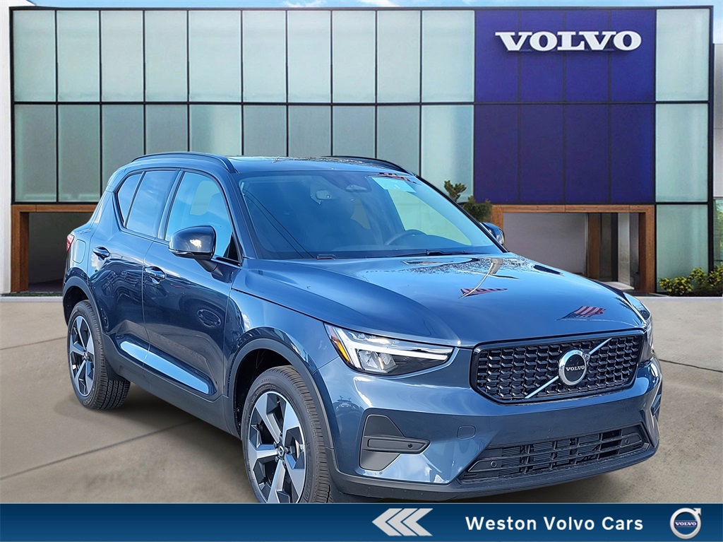 new 2026 Volvo XC40 car, priced at $42,800