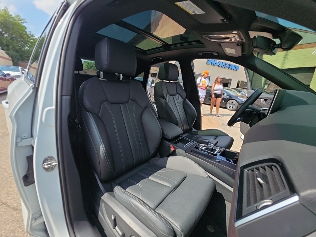 used 2022 Audi Q5 car, priced at $28,895