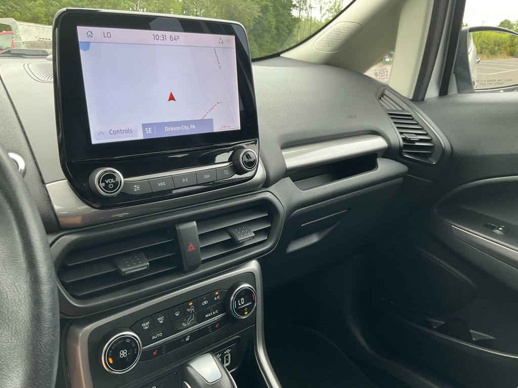 2021 Ford EcoSport SES photo 12