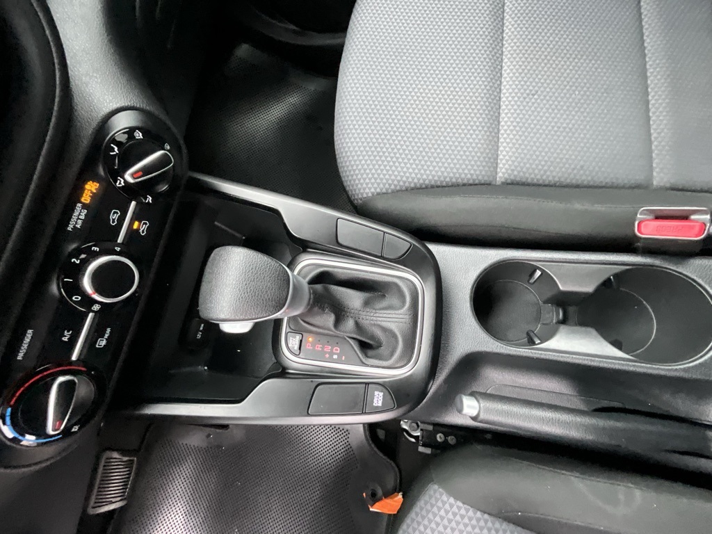 2021 Kia Soul LX photo 18