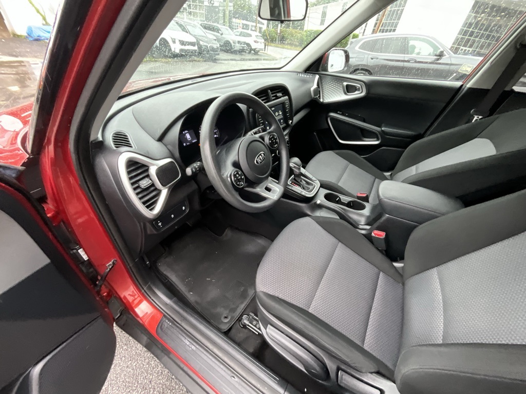 2021 Kia Soul LX photo 9