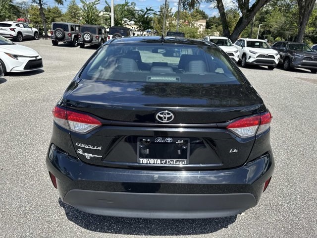 2023 Toyota Corolla LE photo 3