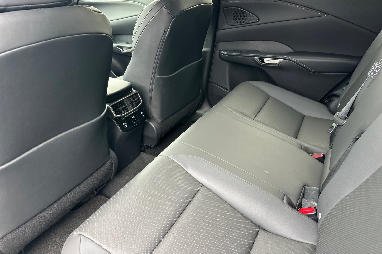 2025 Lexus RX 350 photo 6