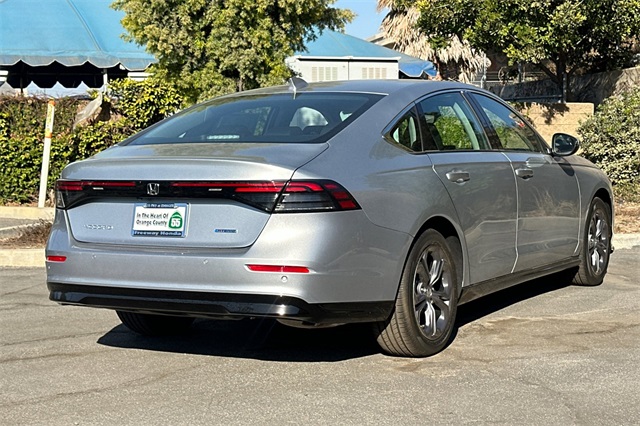 2025 Honda Accord Hybrid EX-L photo 4