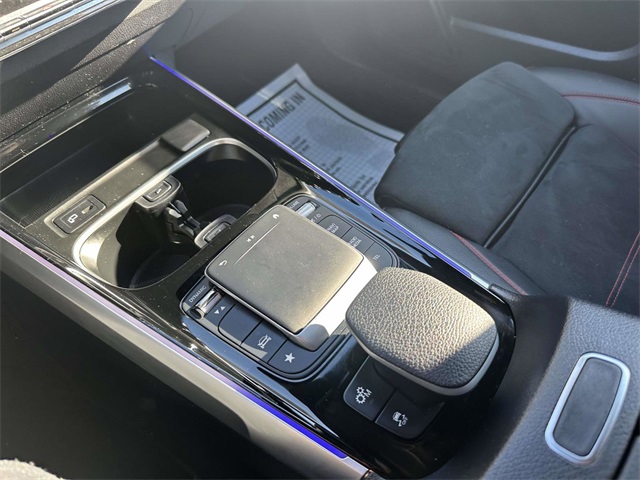 used 2022 Mercedes-Benz GLB car, priced at $38,991