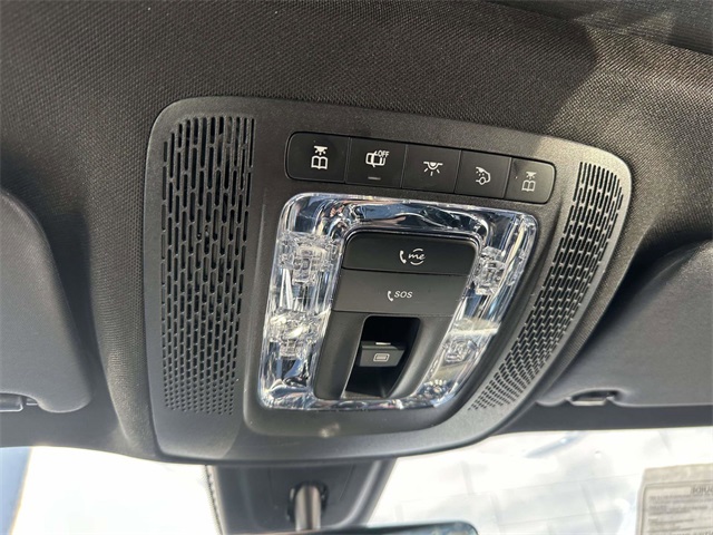 used 2022 Mercedes-Benz GLB car, priced at $38,991