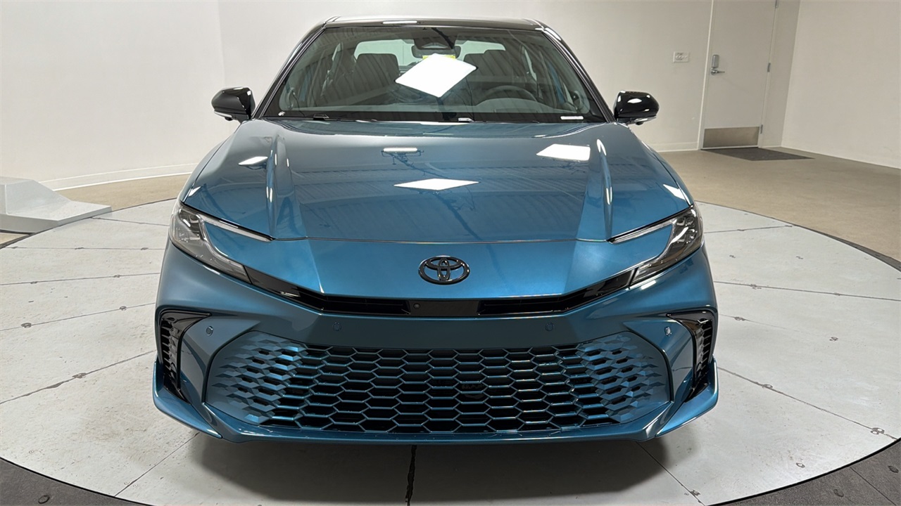 2025 Toyota Camry XSE photo 2