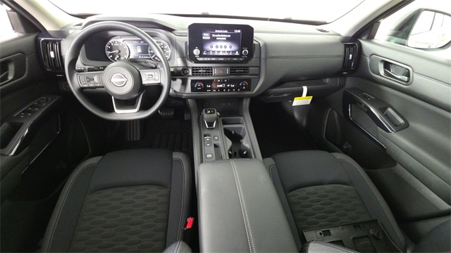 2025 Gun Metallic Nissan Pathfinder S FWD SUV