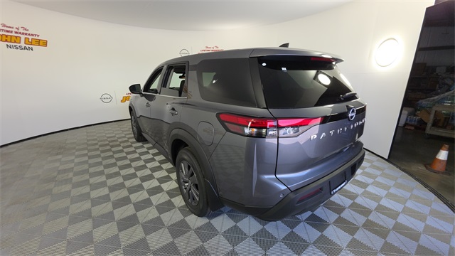 2025 Gun Metallic Nissan Pathfinder S FWD SUV
