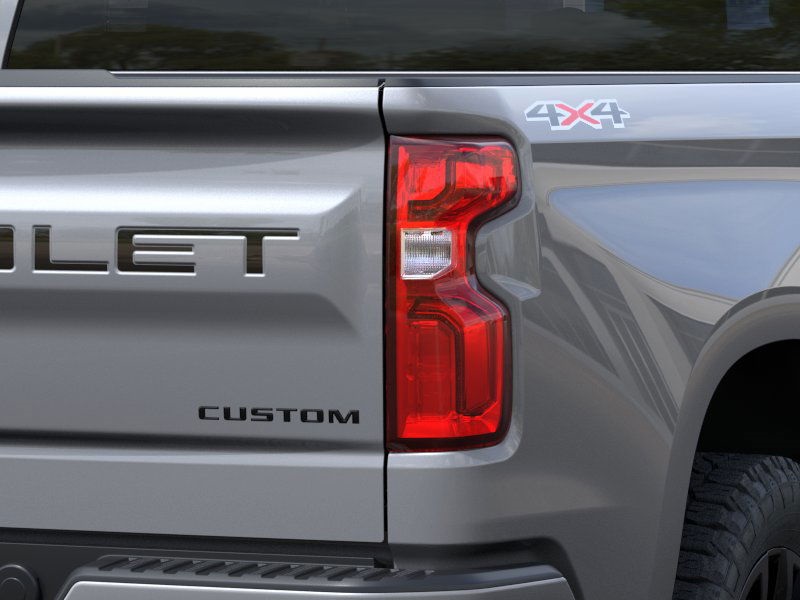 2025 Chevrolet Silverado 1500 Custom 4D Crew Cab 4WD 11