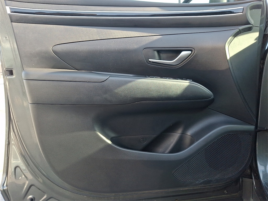 used 2023 Hyundai Tucson Hybrid car, priced at $22,175