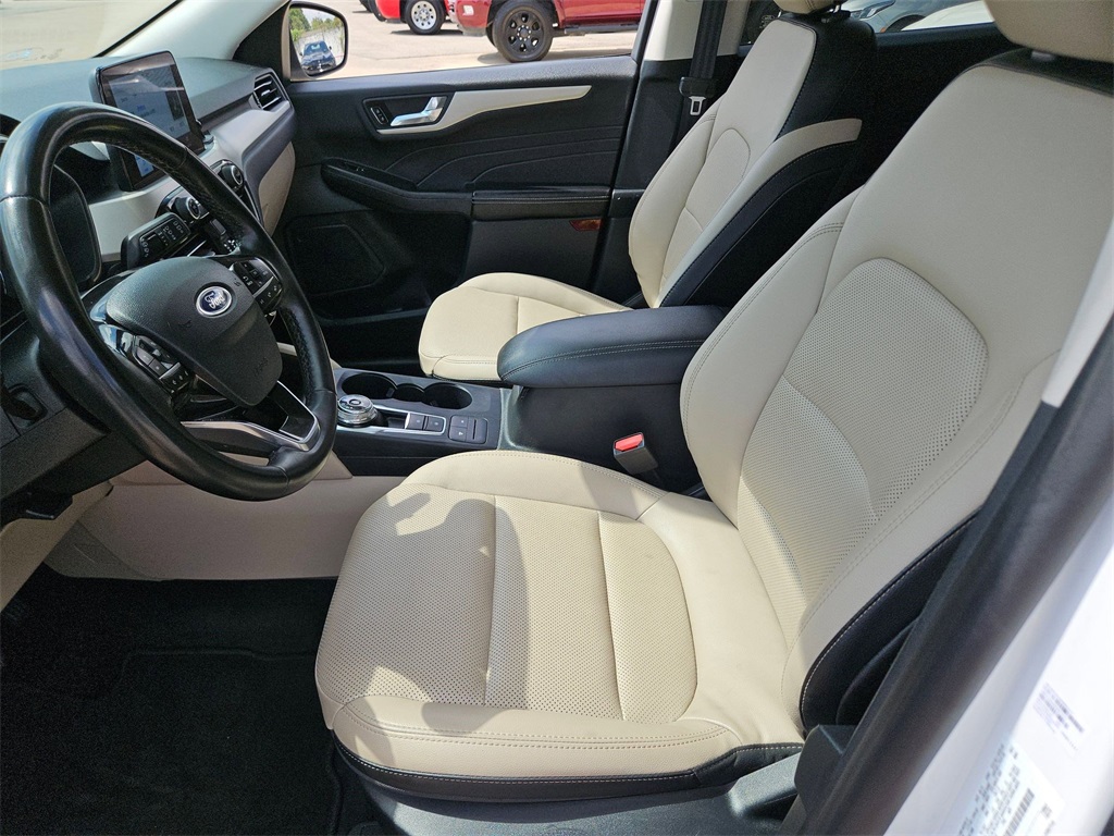 2021 Ford Escape Plug-In Hybrid SEL photo 12