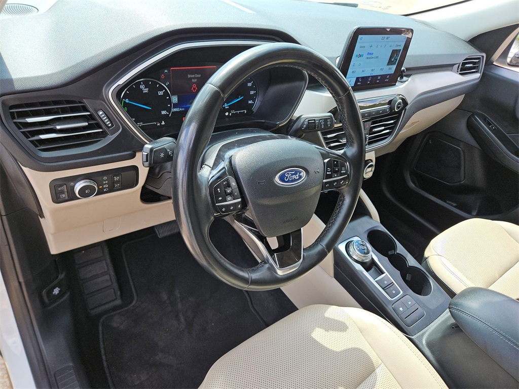 2021 Ford Escape Plug-In Hybrid SEL photo 13
