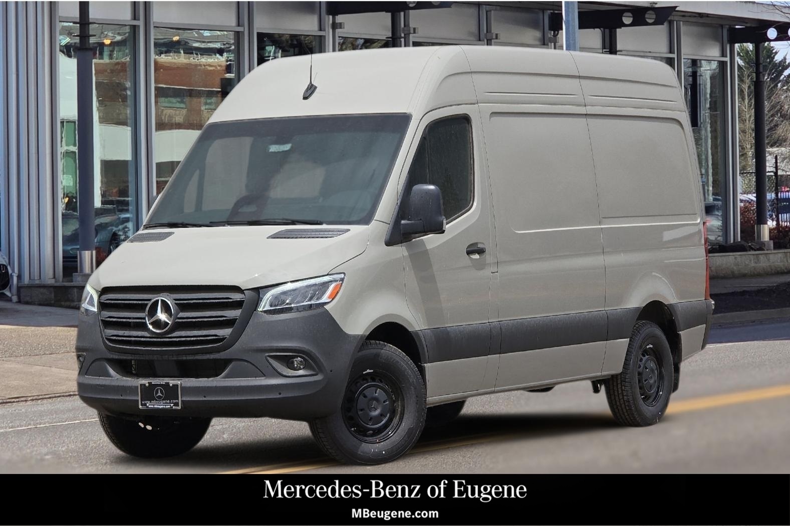 2025 Mercedes-Benz Sprinter Crew Van Base's photo