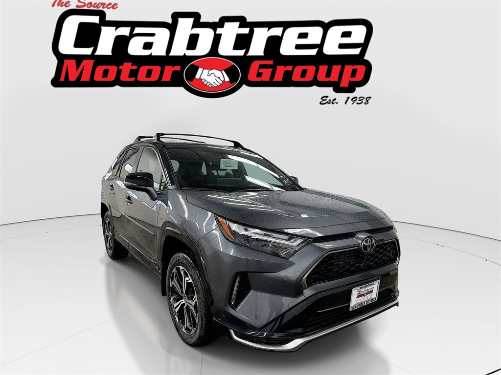 2025 Toyota RAV4 XSE's photo