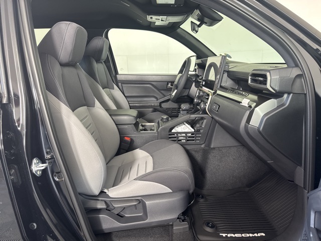 2025 Toyota Tacoma TRD Sport Double Cab photo 4
