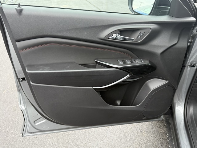 new 2026 Chevrolet Trax car, priced at $28,885