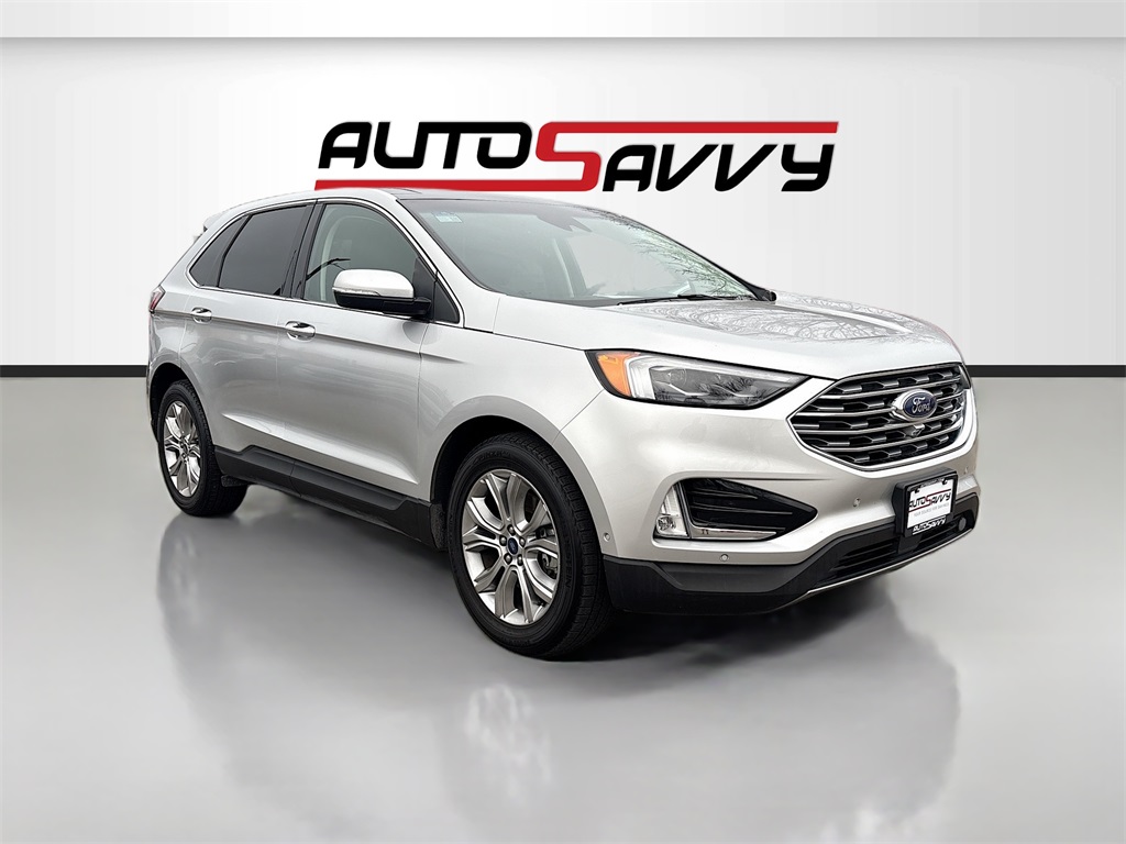 2019 Ford Edge Titanium's photo