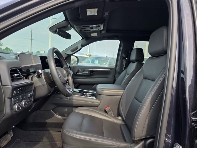 2025 Chevrolet Tahoe LT photo 3