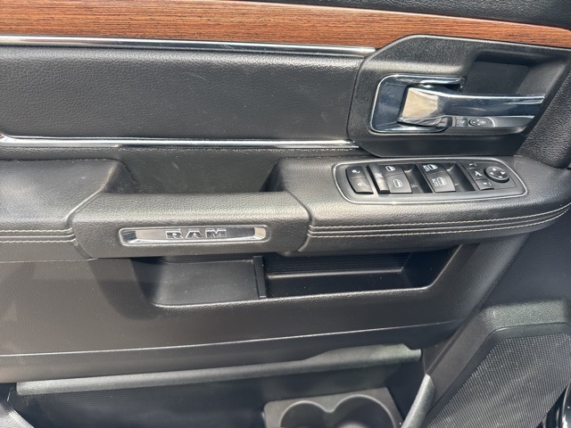2018 Ram 3500 Laramie photo 11