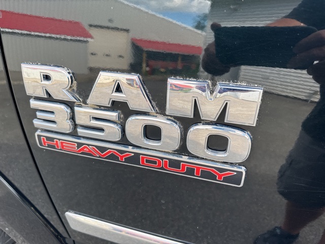 2018 Ram 3500 Laramie photo 5