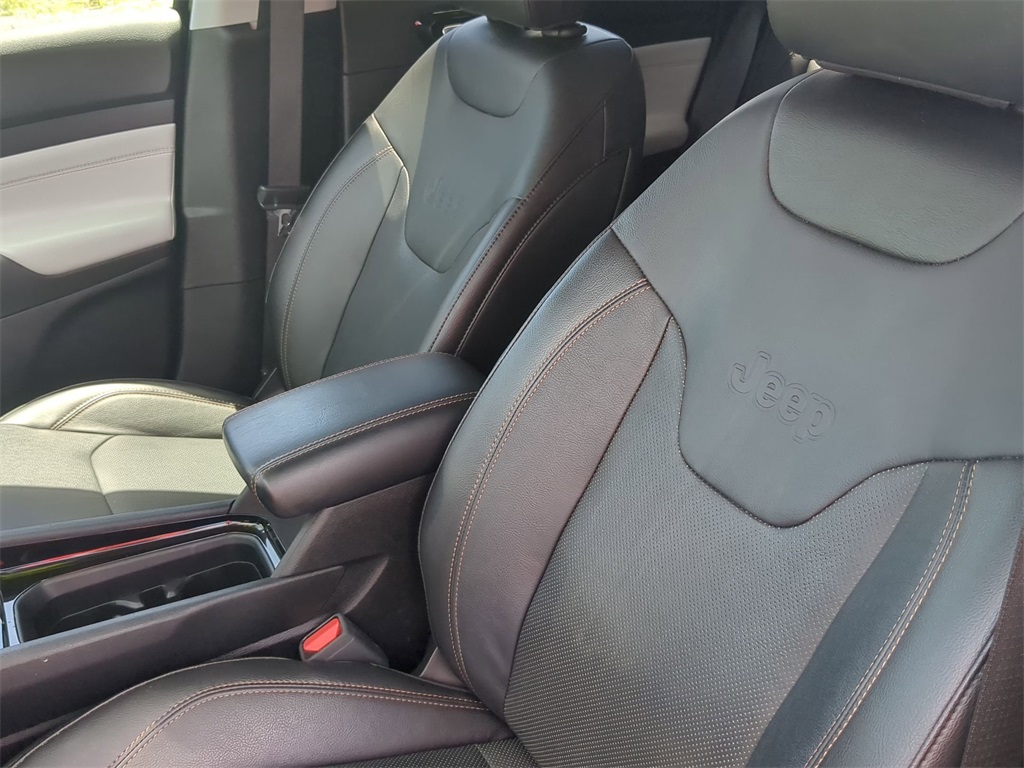 2022 Jeep Compass Limited photo 12