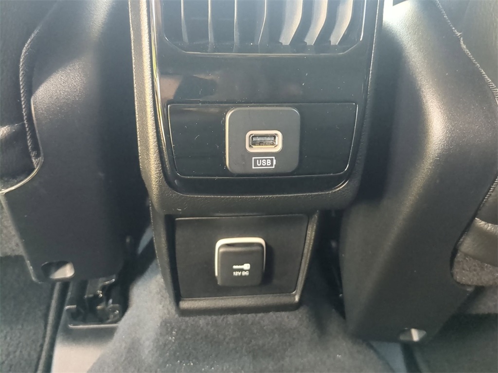 2022 Jeep Compass Limited photo 15