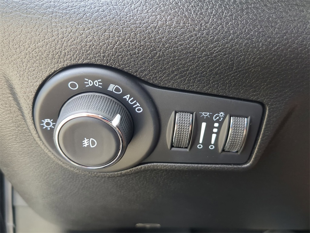 2022 Jeep Compass Limited photo 23