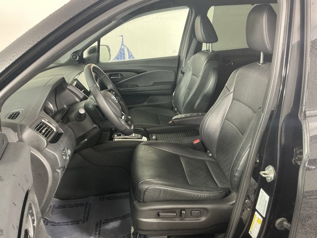 used 2020 Honda Passport car, priced at $27,000