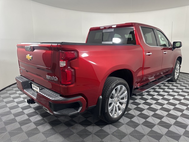 2021 Chevrolet Silverado 1500 High Country photo 2