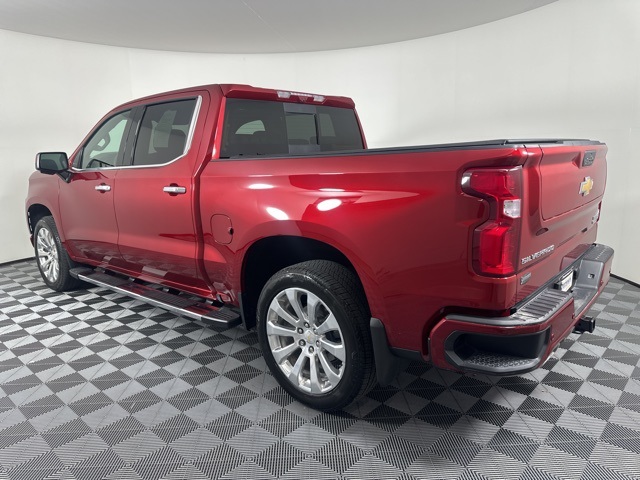 2021 Chevrolet Silverado 1500 High Country photo 4