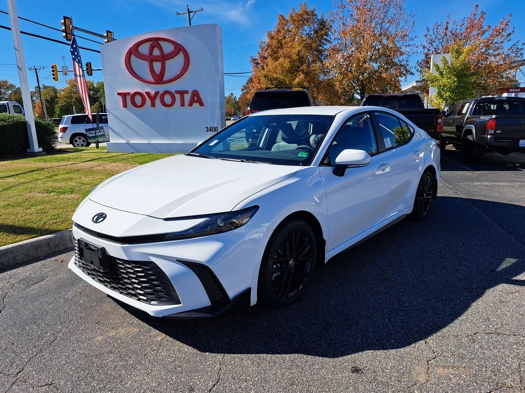 2026 Toyota Camry SE photo 2