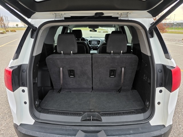 2017 GMC Acadia SLE-2