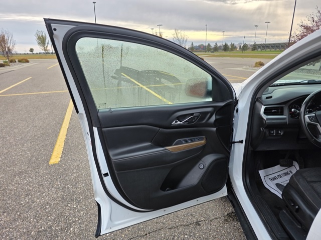 2017 GMC Acadia SLE-2